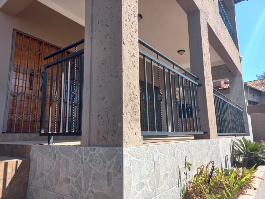5 Bedroom Property for Sale in Cashan North West